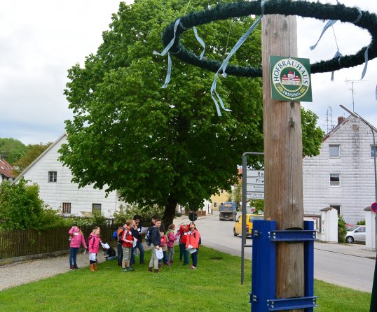 kids-maibaum.jpg-.jpg